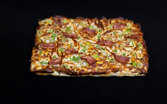 پیتزا چیکن بیکن