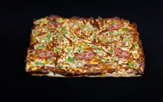 پیتزا مخصوص